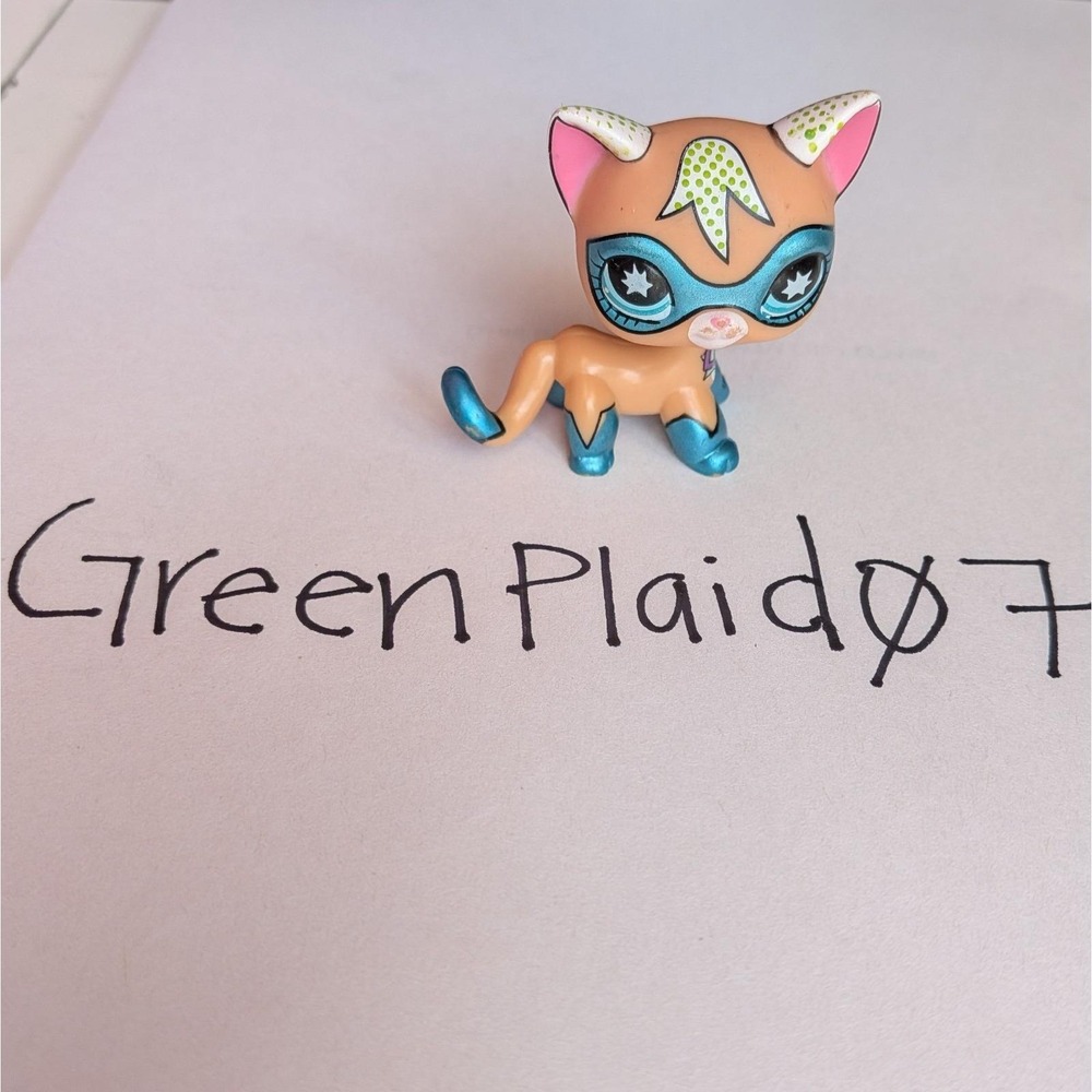 Littlest Pet Shop LPS 2009 SDCC Comic Con Exclusive Superhero Cat POW!